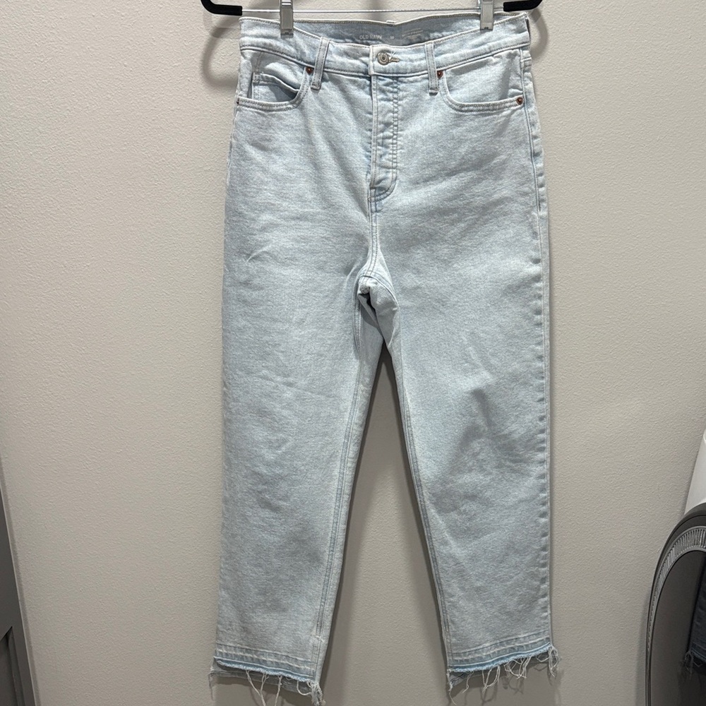 Old Navy Women's Light Blue Cropped Jeans